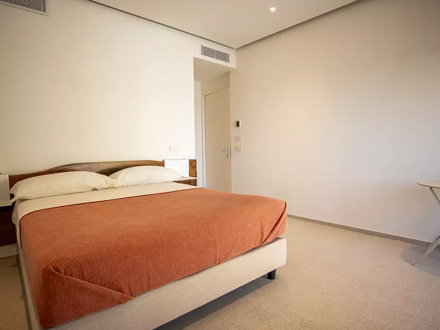 Immagine 22 di Albergo/B&B/Residence in vendita  in Via La Maddalena 35 a Siracusa