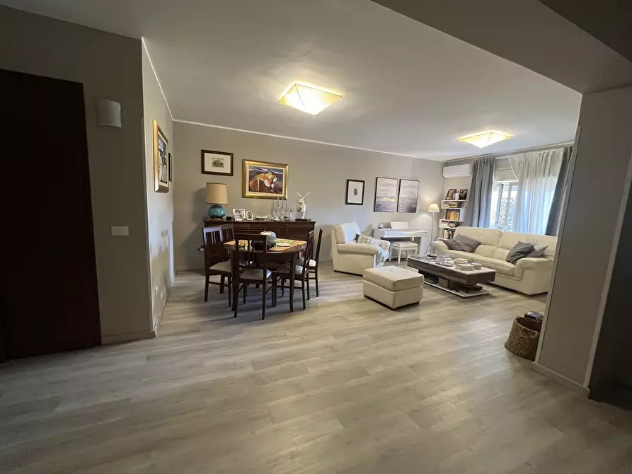 Immagine 9 di Appartamento in vendita  in Via Vincenzo Boscarino 20 a Siracusa