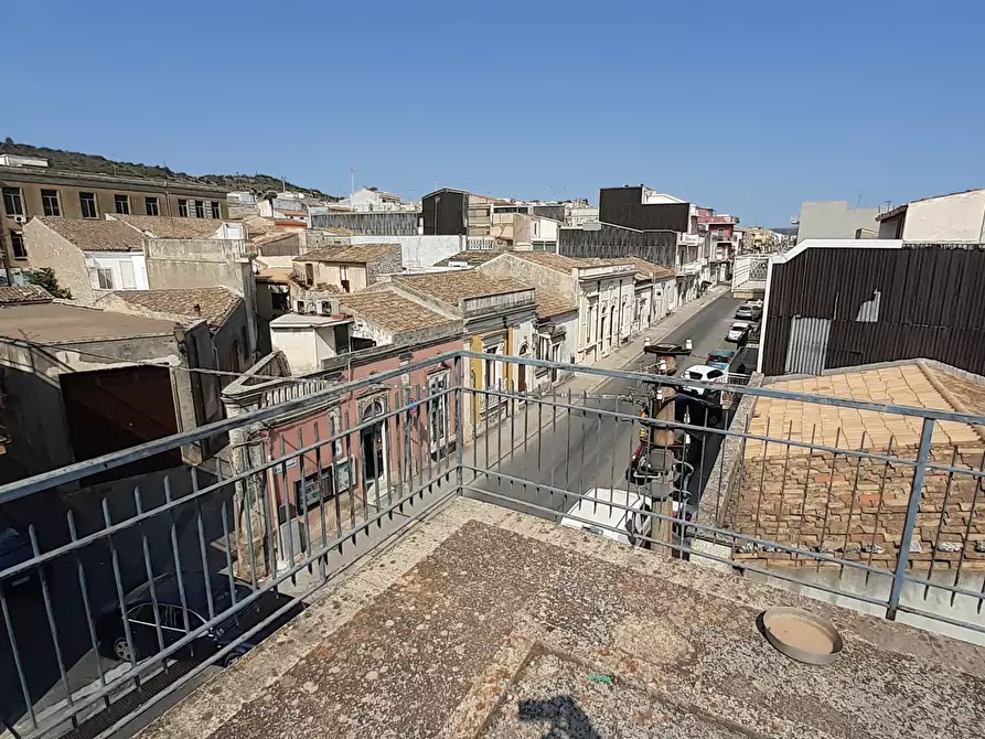 Immagine 20 di Casa indipendente in vendita  in Via Vittorio Emanuele III 374 a Canicattini Bagni