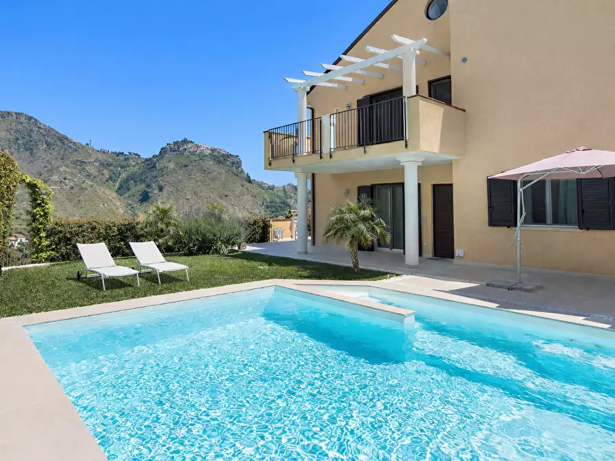 Immagine 27 di Villa in vendita  in Contrada Mastrissa a Taormina