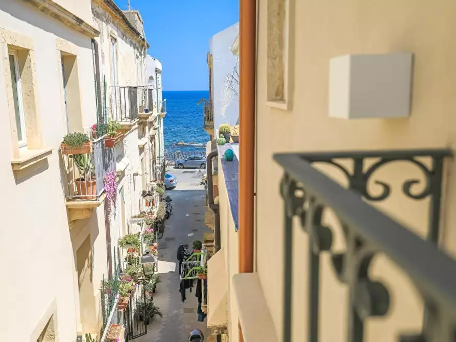 Immagine 48 di Casa indipendente in vendita  in Lungomare di Levante Elio Vittorini 20 a Siracusa