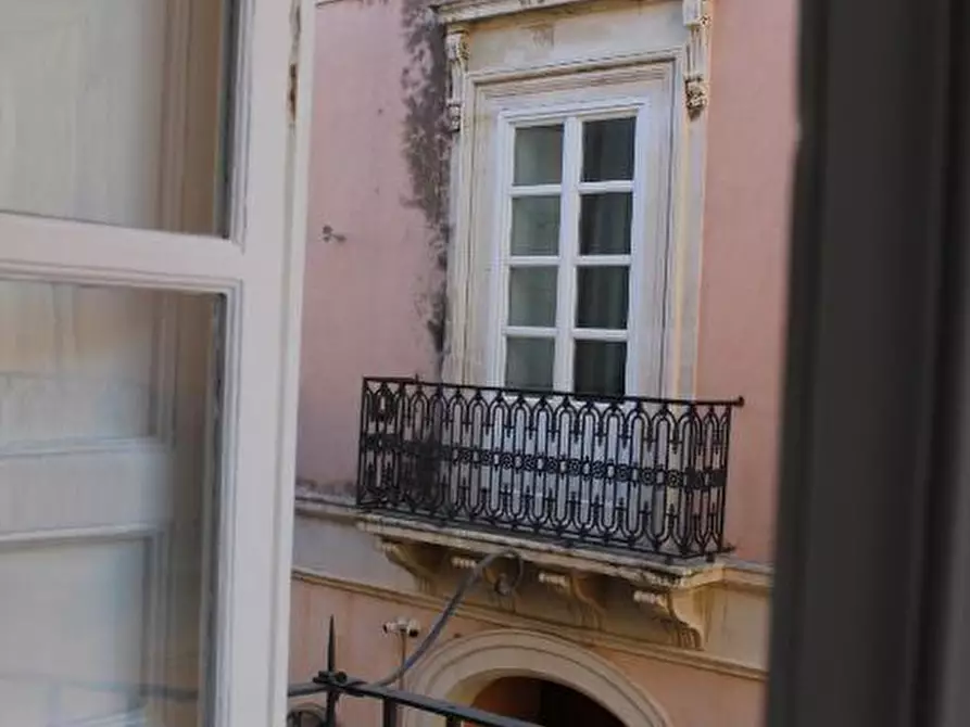 Immagine 8 di Appartamento in vendita  in Via Roma 57 a Siracusa