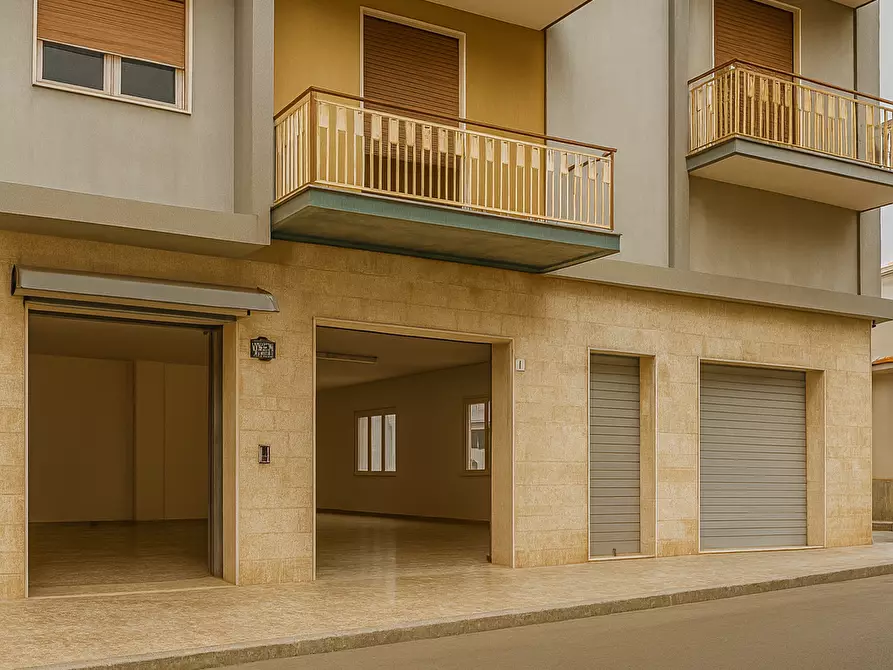 Immagine 2 di Locale commerciale in vendita  in via rossini 9 a Priolo Gargallo