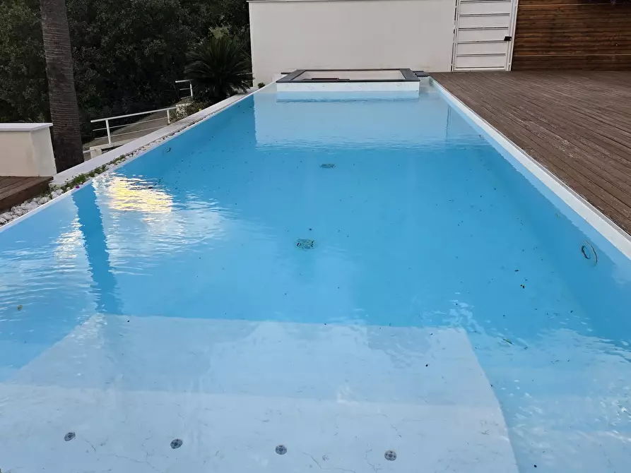 Immagine 13 di Villa in vendita  a Taormina