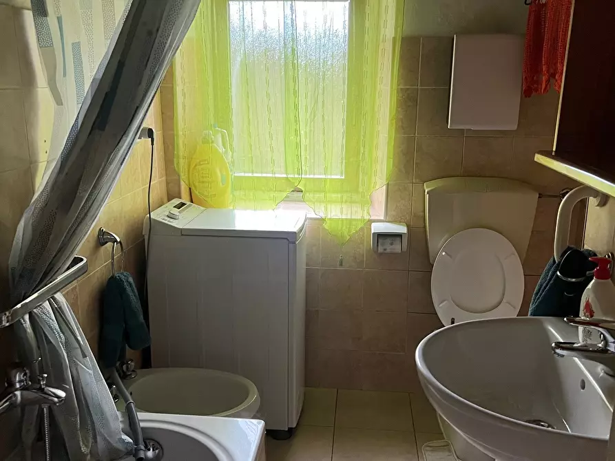 Immagine 2 di Appartamento in vendita  a Montemurlo