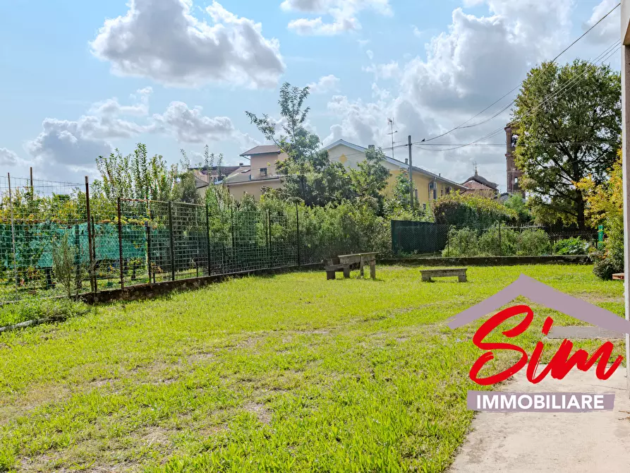 Immagine 37 di Quadrilocale in vendita  in Via cascine vignole snc a Casaleggio Novara