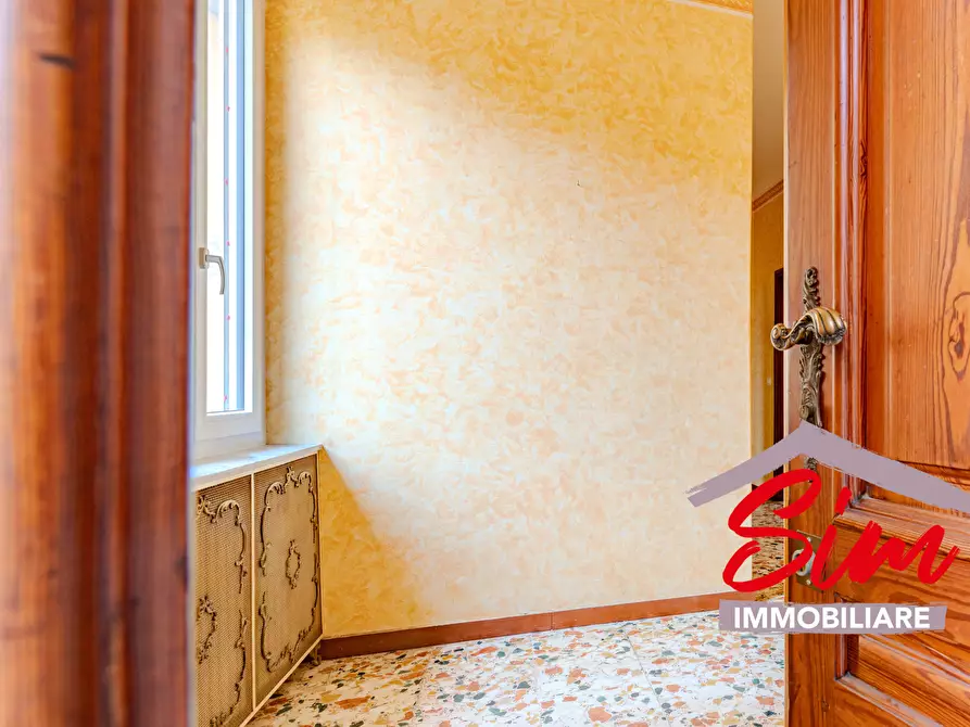 Immagine 3 di Quadrilocale in affitto  in Corso Cavour snc a Trino Vercellese