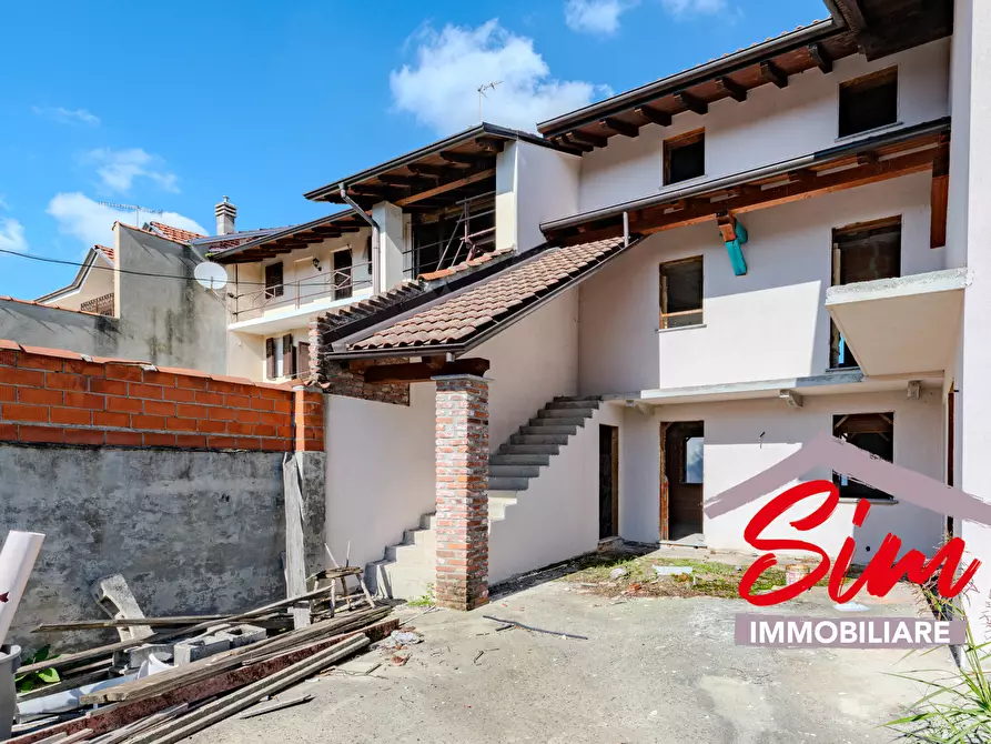 Immagine 5 di Villa in vendita  in Via Benvenuto Zoppis snc a Sizzano