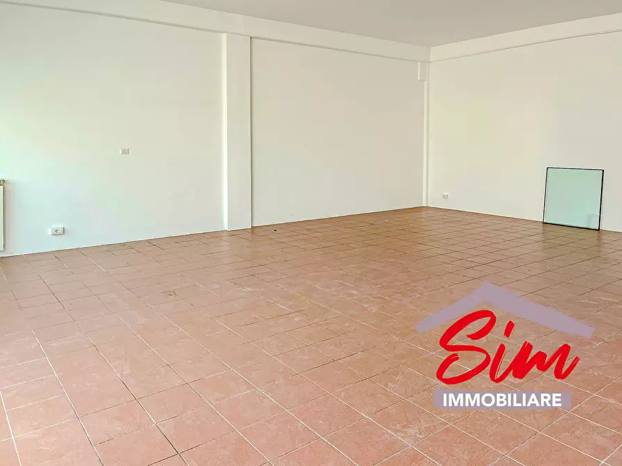 Immagine 7 di Locale commerciale in affitto  in via artigianato sn a Novara