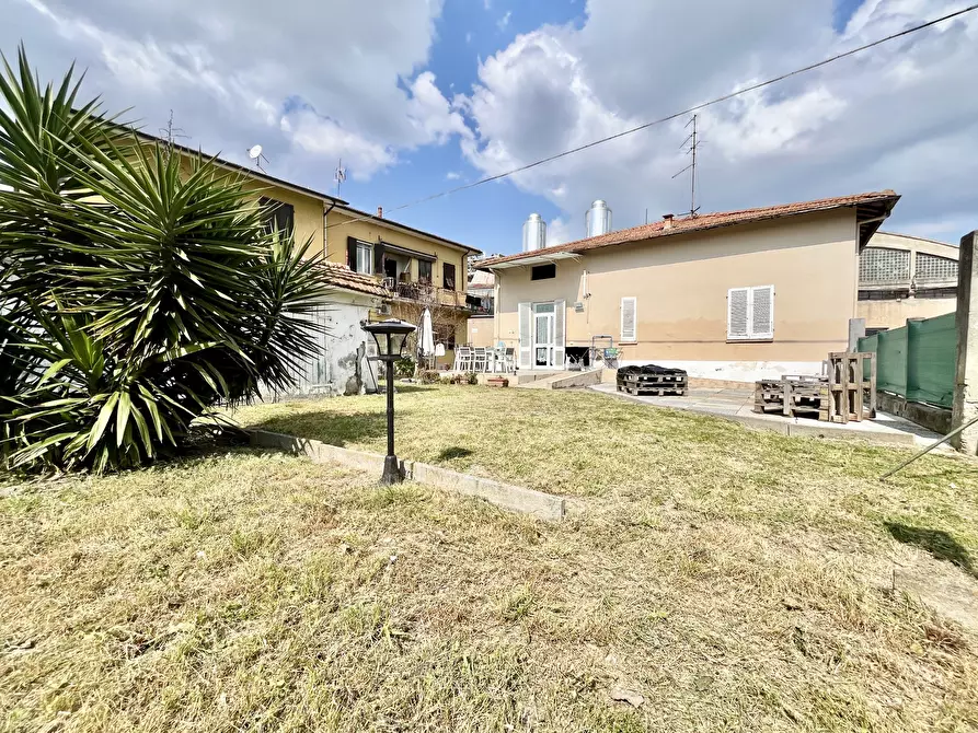 Immagine 23 di Villa in vendita  in Via Fabio Filzi a Pontedera