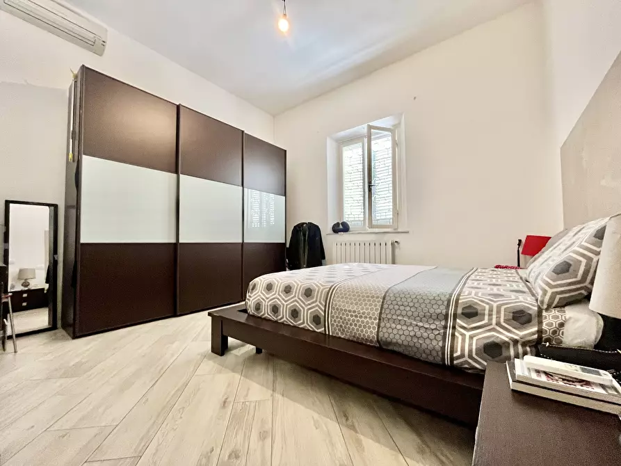 Immagine 11 di Villa in vendita  in Via Fabio Filzi a Pontedera