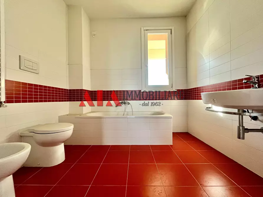 Immagine 14 di Attico in vendita  in Via Valdera Sud a Pontedera