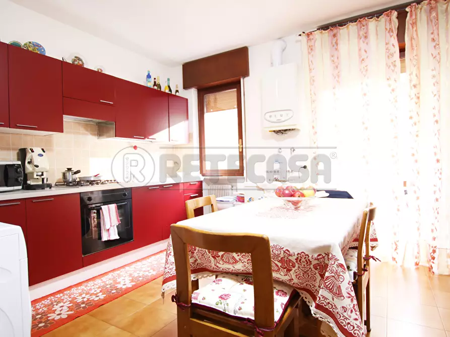 Immagine 1 di Appartamento in vendita  in Viale Riviera Berica 520 a Vicenza