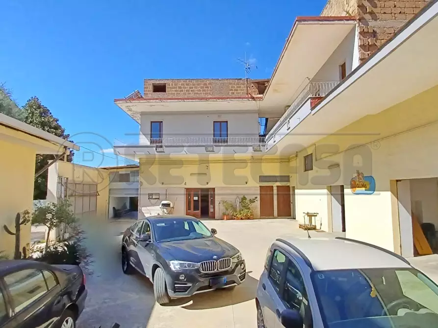 Immagine 7 di Laboratorio in affitto  in Via montella a Maddaloni