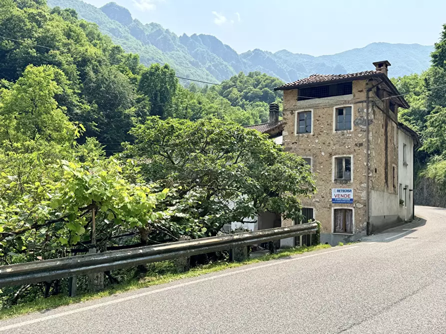 Immagine 7 di Casa semindipendente in vendita  in SP100 3 a Recoaro Terme