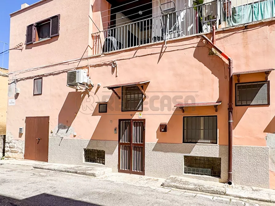 Immagine 11 di Bilocale in vendita  in Via Pastrengo 12 a Bisceglie