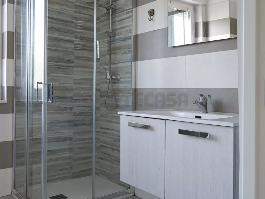 Immagine 12 di Bilocale in vendita  in Via II Giugno 7 a Nardo'