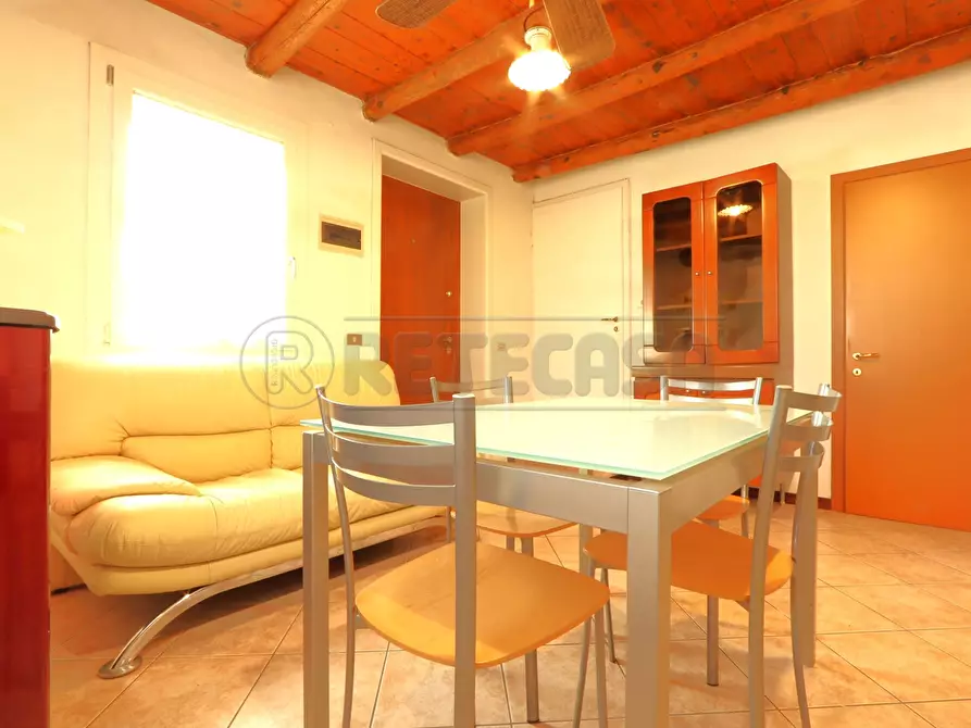 Immagine 4 di Porzione di casa in affitto  in Via Giovanni Falcone 12 a Arcugnano