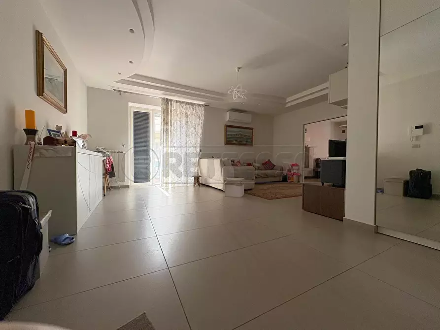 Immagine 14 di Pentalocale in vendita  a Marcianise