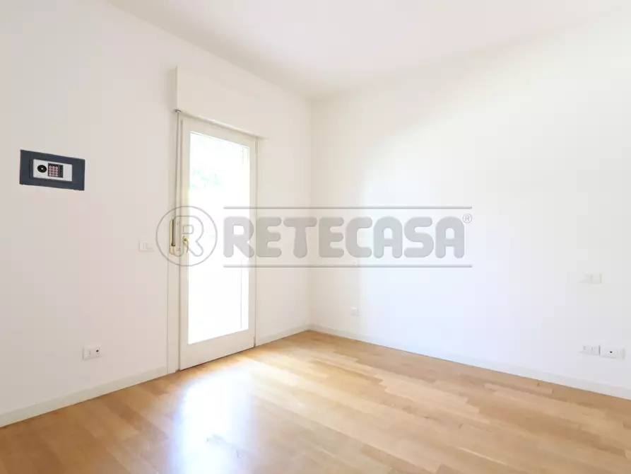 Immagine 9 di Trilocale in vendita  in Via Riello 30 a Vicenza