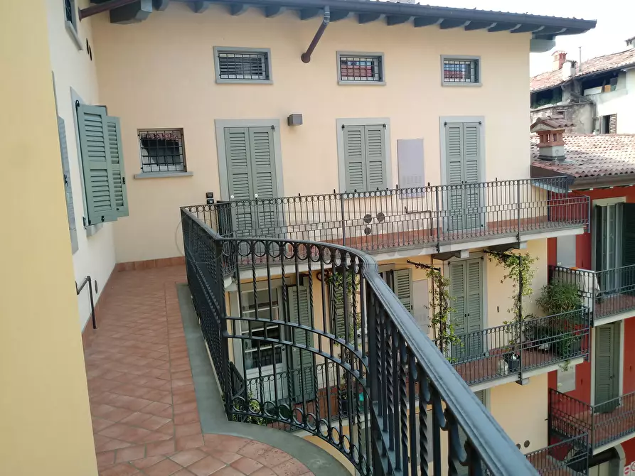 Immagine 3 di Appartamento in affitto  a Bergamo