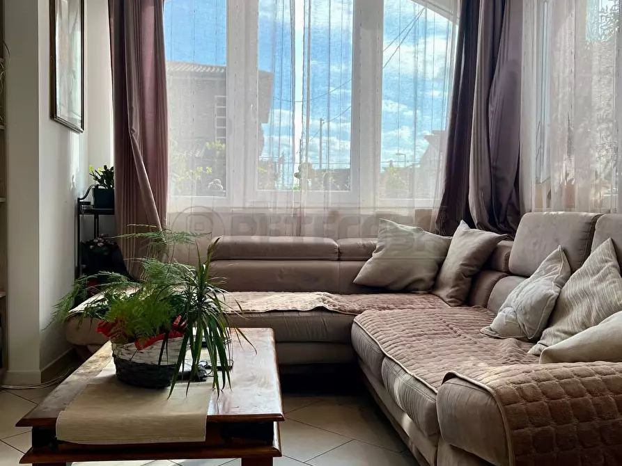 Immagine 10 di Casa semindipendente in vendita  in Via Borgo a Montecchio Maggiore