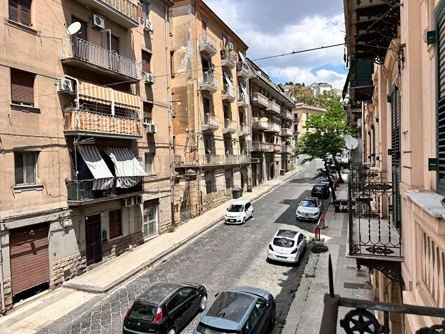 Immagine 17 di Trilocale in vendita  in Via Redentore 53 a Caltanissetta