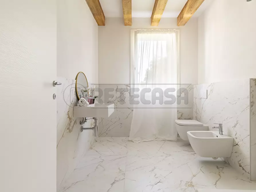 Immagine 14 di Bilocale in vendita  in Via Zuccola 37 a Bolzano Vicentino