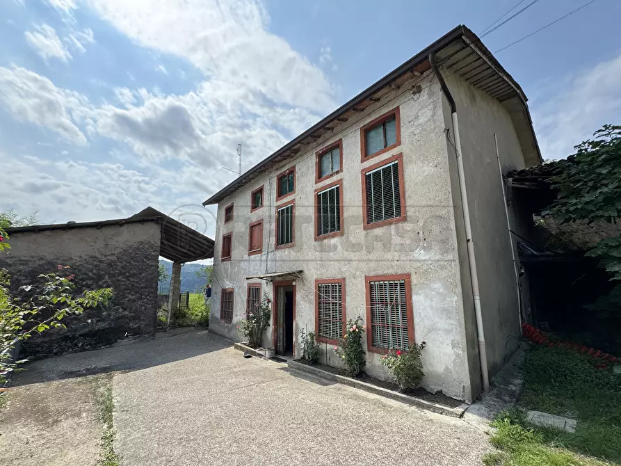 Immagine 1 di Casa indipendente in vendita  in Via Grande a Cornedo Vicentino