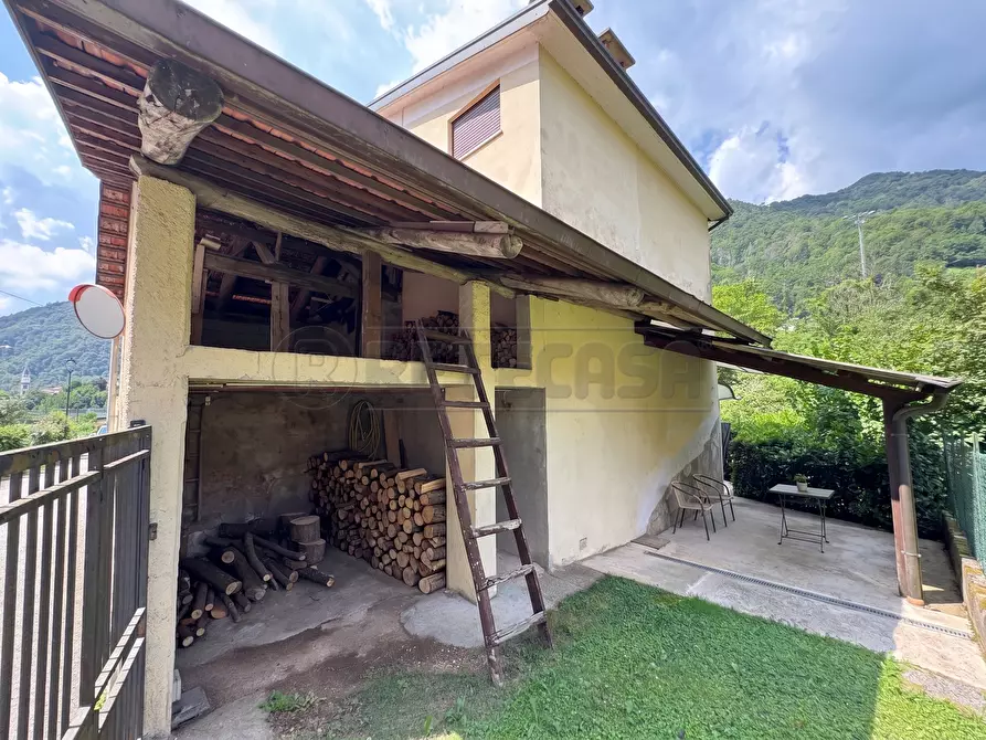 Immagine 20 di Casa indipendente in vendita  in Contrada Zanchi di Novale 2 a Valdagno