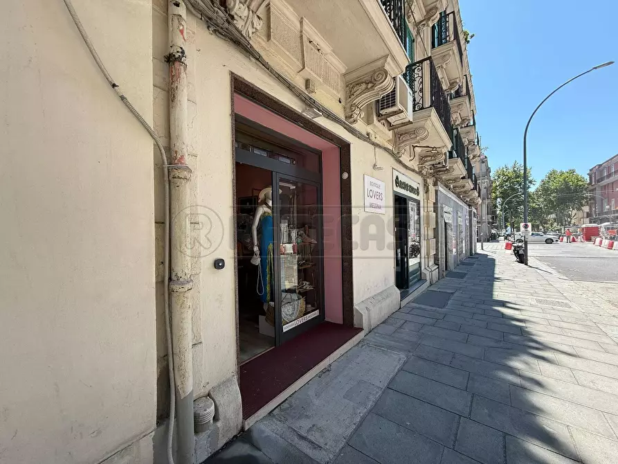 Immagine 1 di Locale commerciale in affitto  in Via Santa Cecilia 140 a Messina