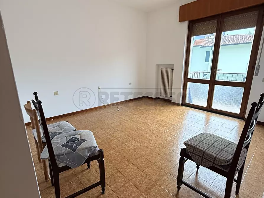 Immagine 9 di Bilocale in vendita  a Montecchio Maggiore