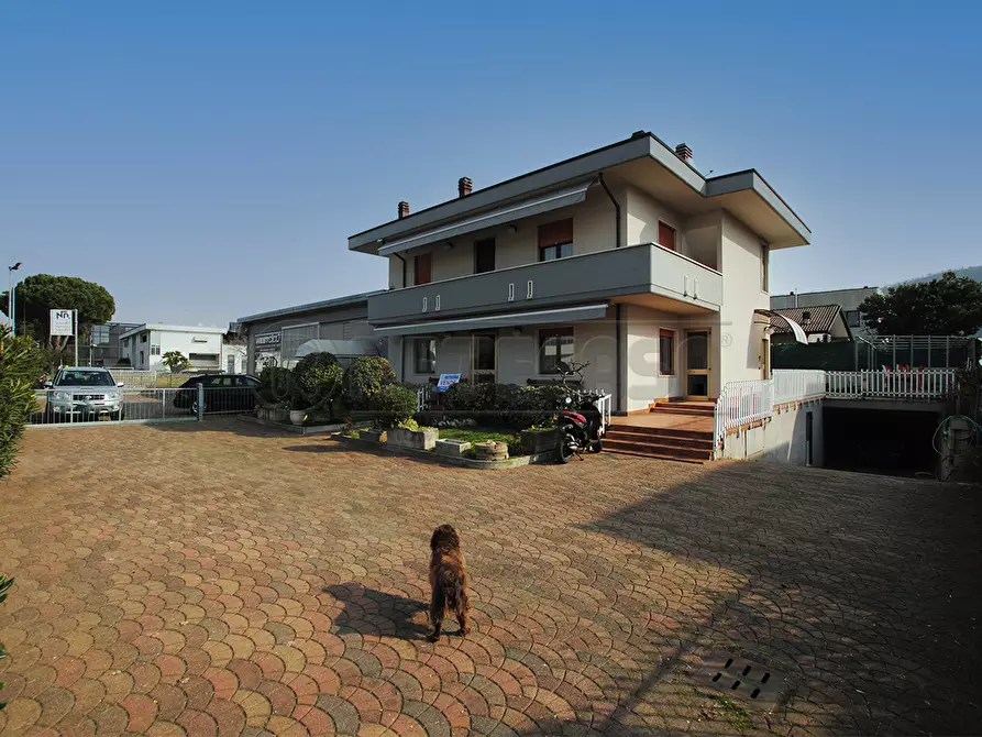 Immagine 1 di Casa indipendente in vendita  in Via Vicenza 14 a Trissino