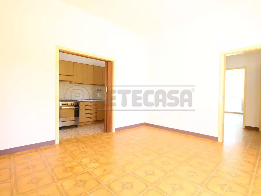 Immagine 2 di Villa in affitto  a Vicenza