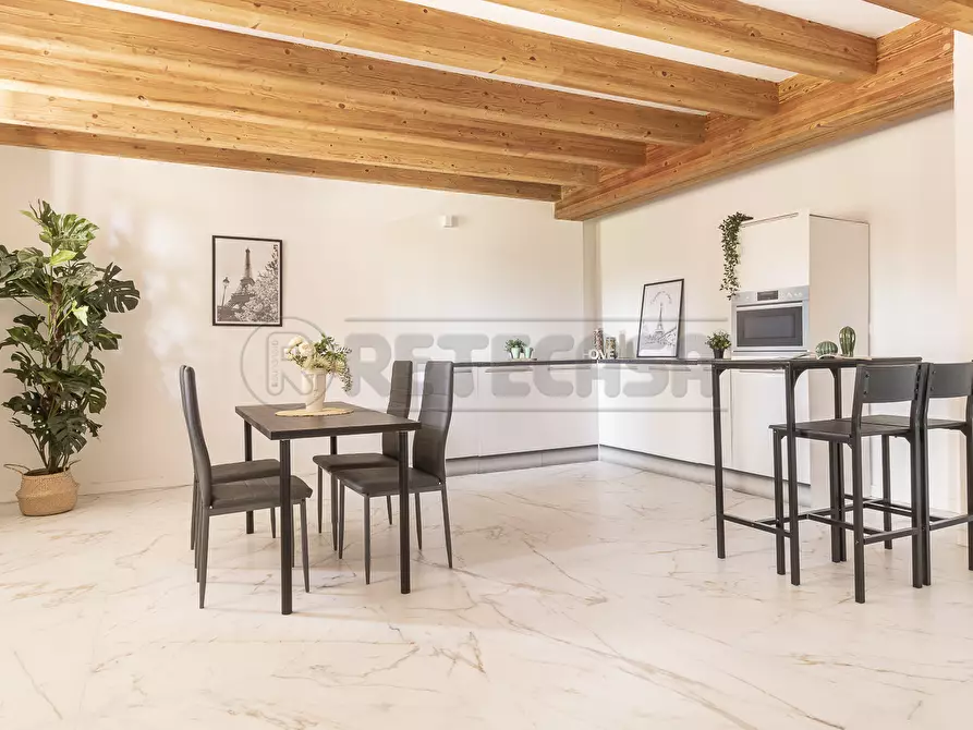 Immagine 6 di Bilocale in vendita  in Via Zuccola 37 a Bolzano Vicentino