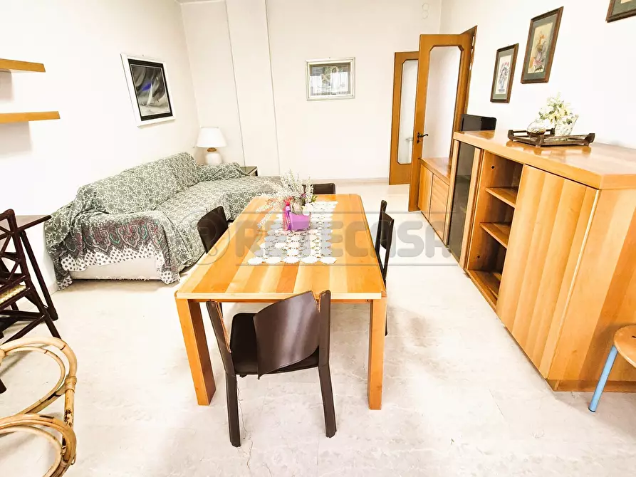 Immagine 19 di Quadrilocale in vendita  in Piazza della Marina 3 a Pescara