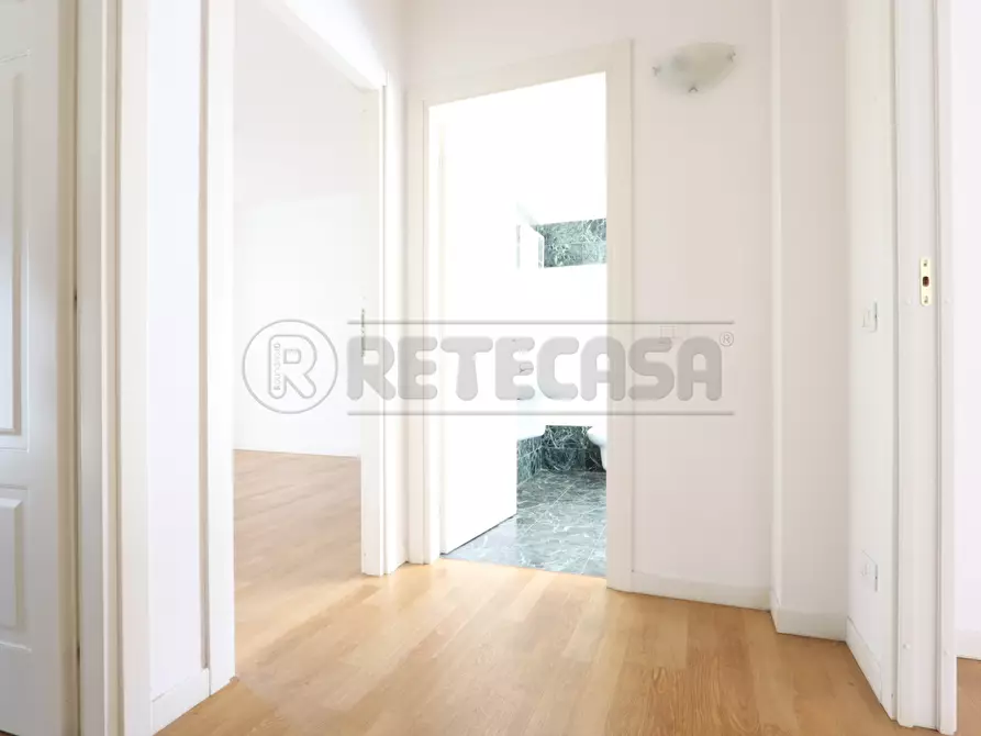 Immagine 8 di Bilocale in vendita  in Via Riello a Vicenza