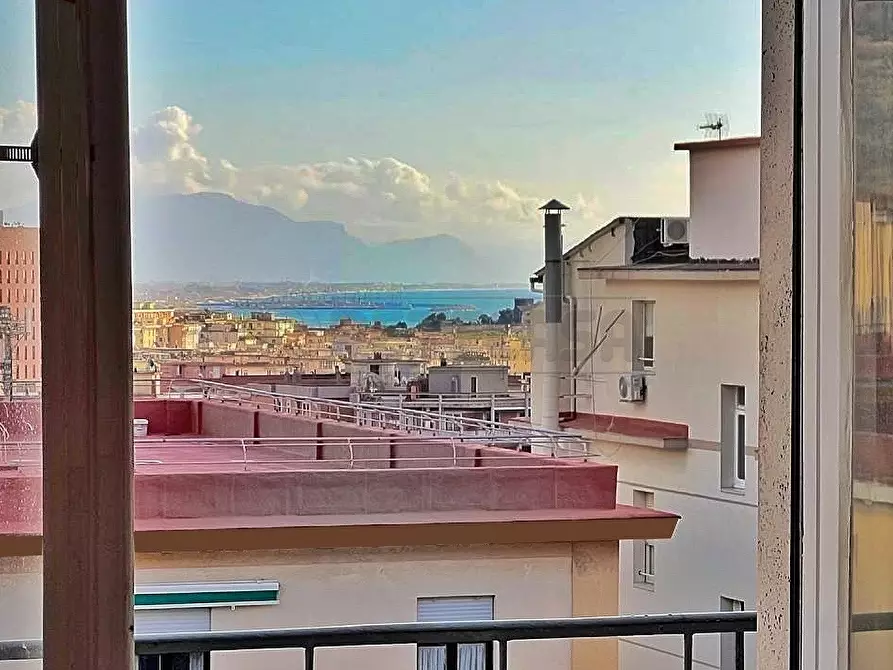 Immagine 13 di Quadrilocale in affitto  in Via Giuseppe Avallone a Salerno