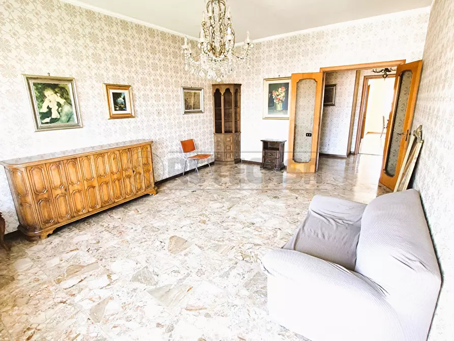 Immagine 5 di Quadrilocale in vendita  in Viale Gabriele D'Annunzio 210 a Pescara