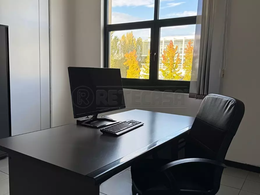 Immagine 8 di Ufficio in affitto  a Vicenza