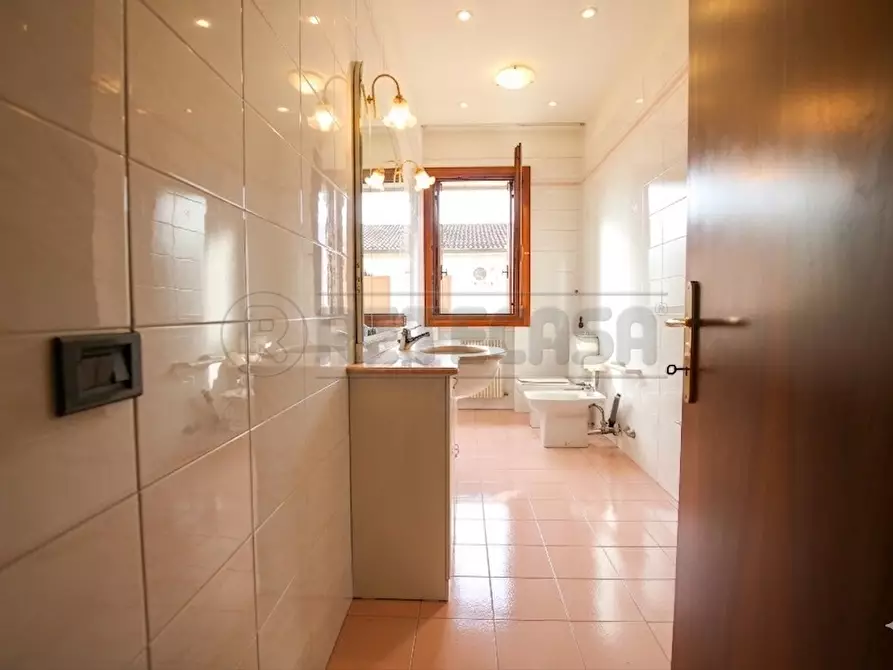 Immagine 64 di Porzione di casa in vendita  in Via Monte delle Rose a Arcugnano