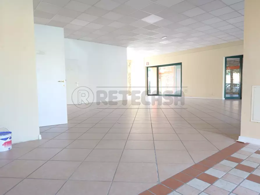 Immagine 4 di Locale commerciale in affitto  in Contrà Corpus Domini a Brendola