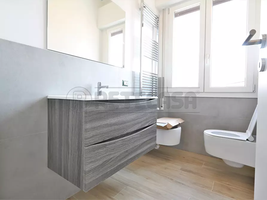 Immagine 4 di Stanza singola in affitto  a Vicenza