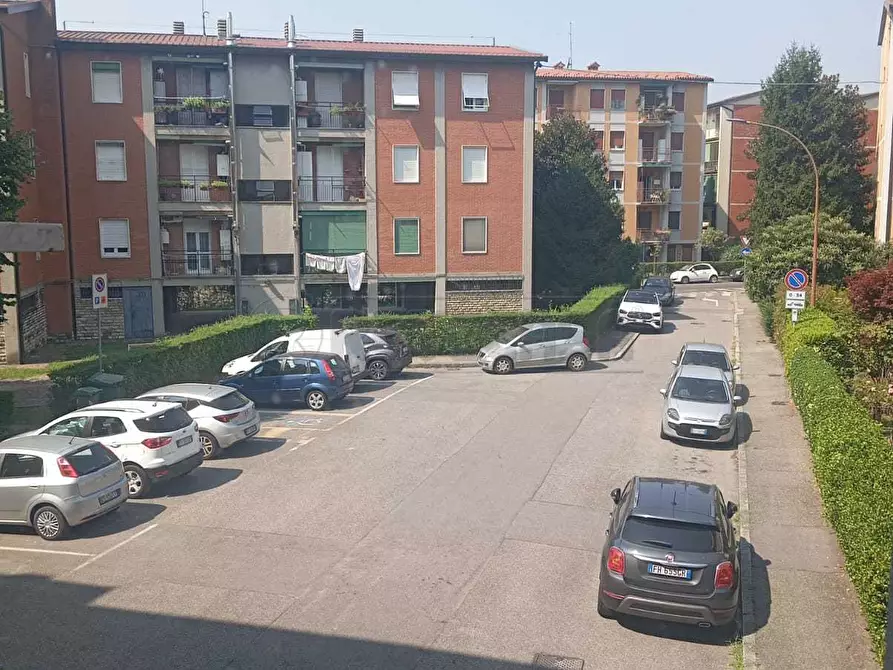 Immagine 13 di Trilocale in vendita  in Via Gioachino Rossini 7 a Bergamo
