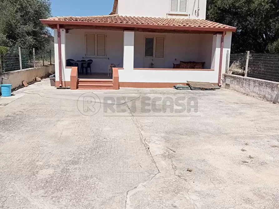 Immagine 7 di Villa in vendita  a Castelvetrano