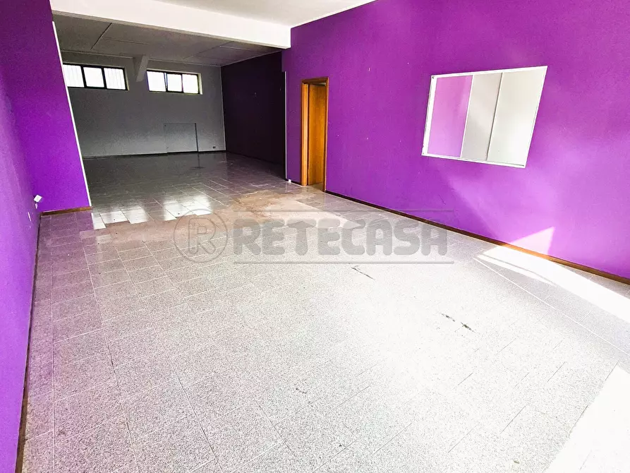 Immagine 1 di Locale commerciale in vendita  a Montesilvano