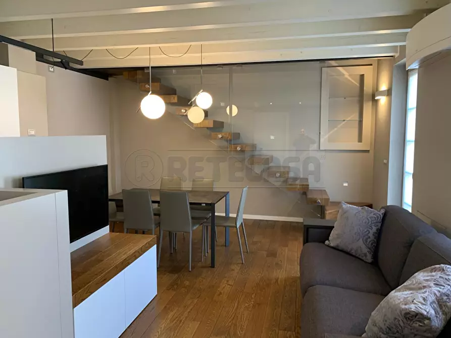 Immagine 42 di Appartamento in affitto  a Bergamo