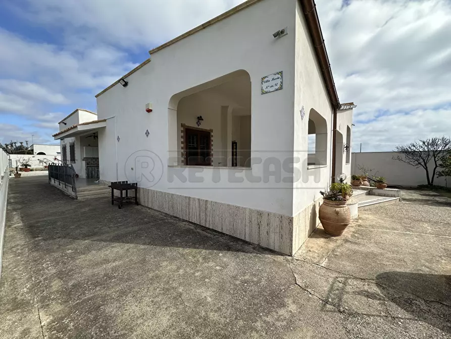Immagine 7 di Villa in vendita  a Campobello Di Mazara