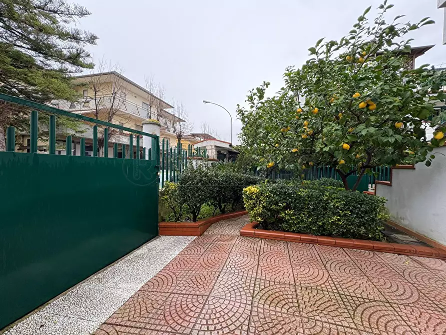 Immagine 41 di Villetta a schiera in vendita  in Via Giudice Falcone a Marcianise