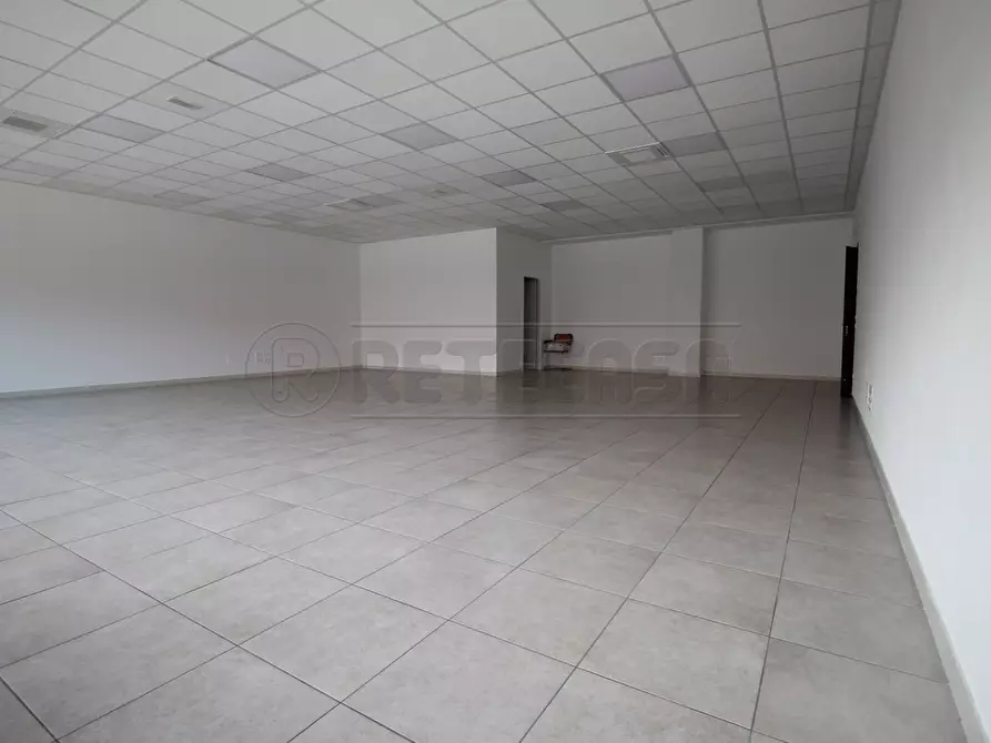 Immagine 6 di Ufficio in vendita  in Via Michelangelo a Zermeghedo